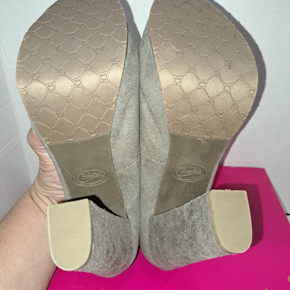 Never worn Candies gray suede chunky heels - Picture 6 of 7